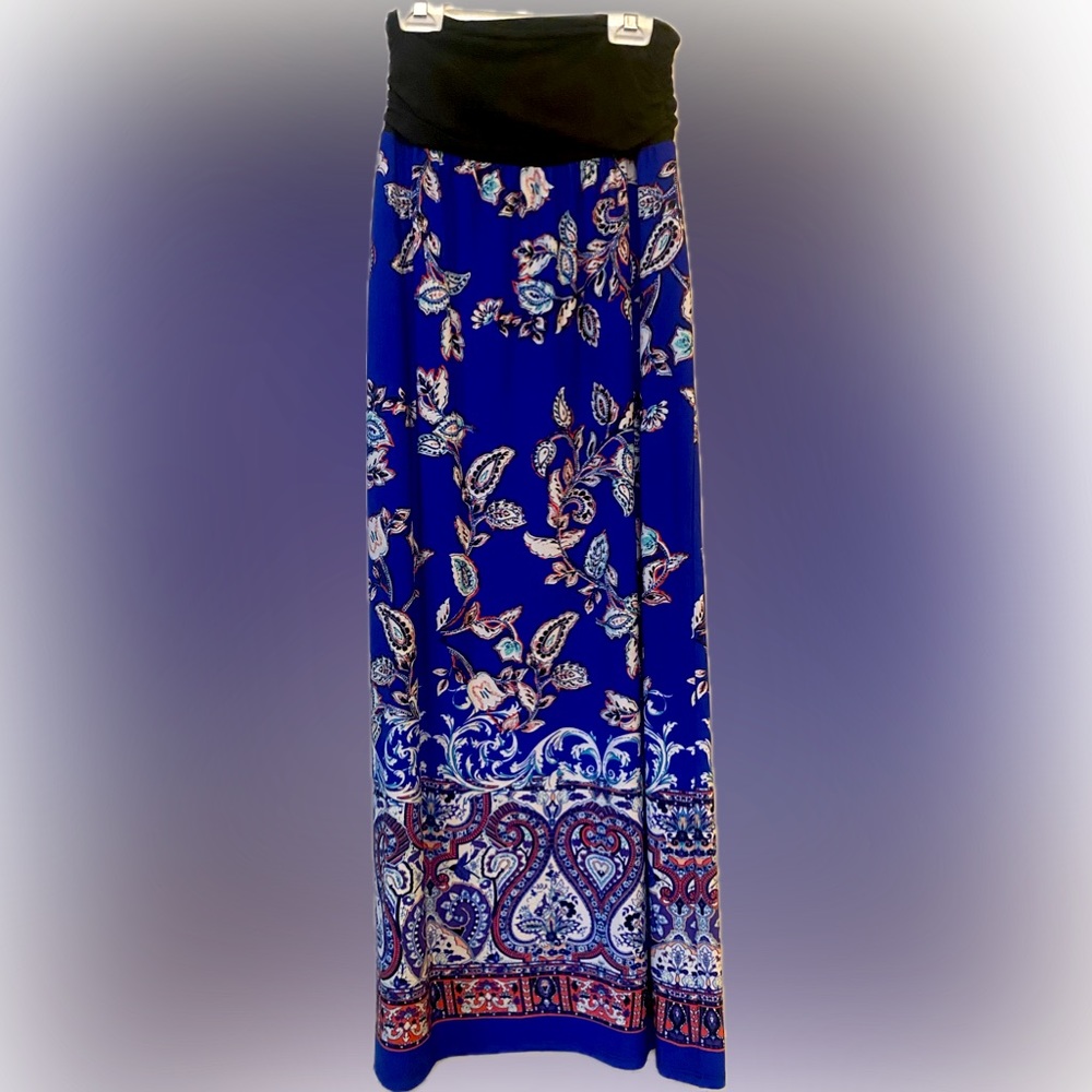 Apt 9 patterned skirt size M